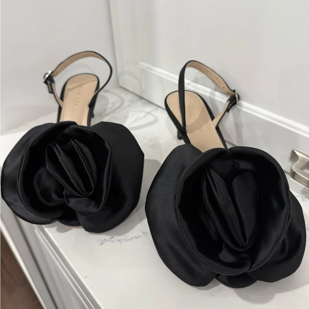 Pelle Moda NEW Size 7 Women's Uzma Heeled Sandal